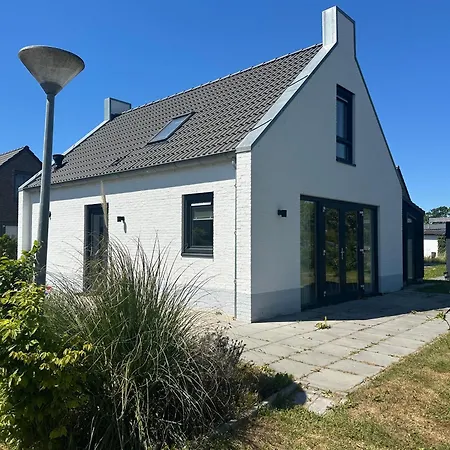 Voor Mindervaliden Op Recreatiepark De Wielen - 61 Sint Maarten